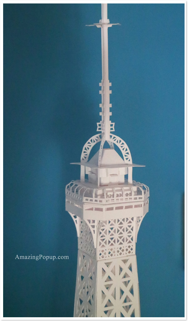 Eiffel tower model top